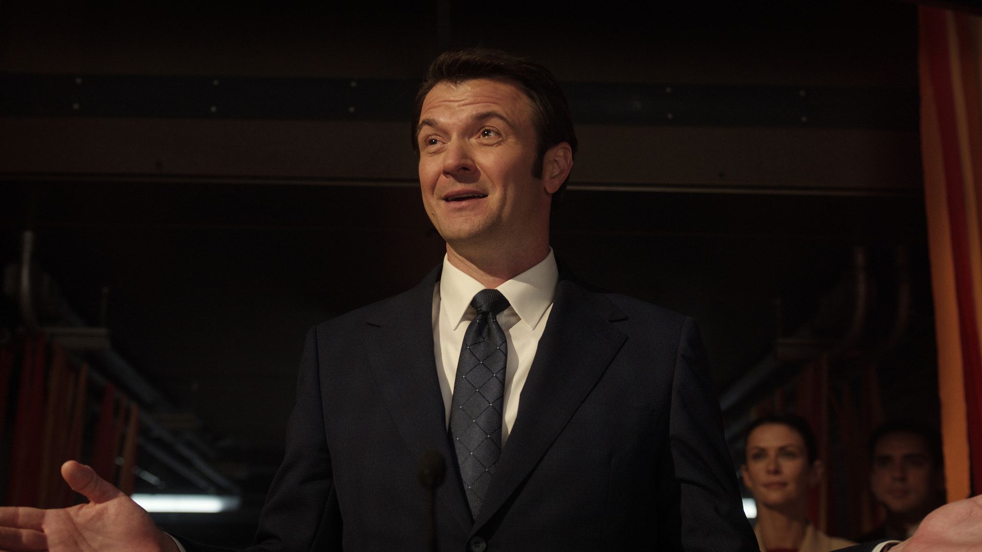 Costa Ronin, de ‘For All Mankind’, sobre governar Marte, honrar a história dos cosmonautas e aprender a dar nó em gravata (entrevista)