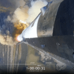 SpaceX lança Starship V3 pela primeira vez, mas perde propulsor no retorno SpaceX lança Starship V3 pela primeira vez, mas perde propulsor no retorno