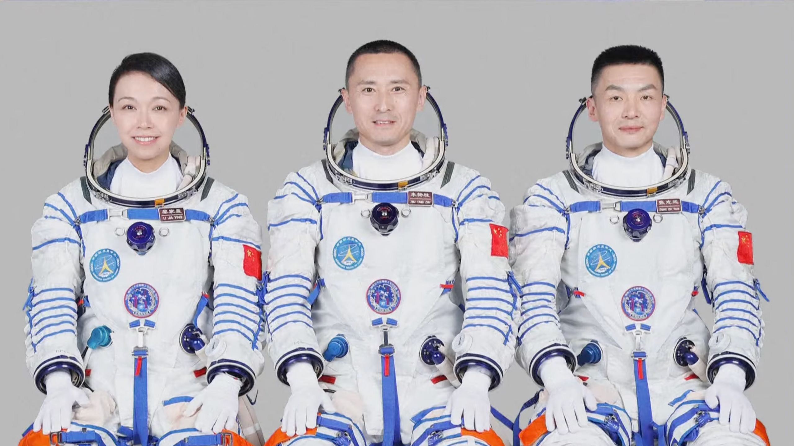 China revela tripulação de 3 pessoas da Shenzhou 23, incluindo o 1º astronauta de Hong Kong