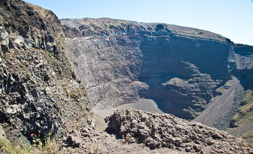 Pistas minerais na Cratera Gale rastreiam a antiga mudança climática de Marte