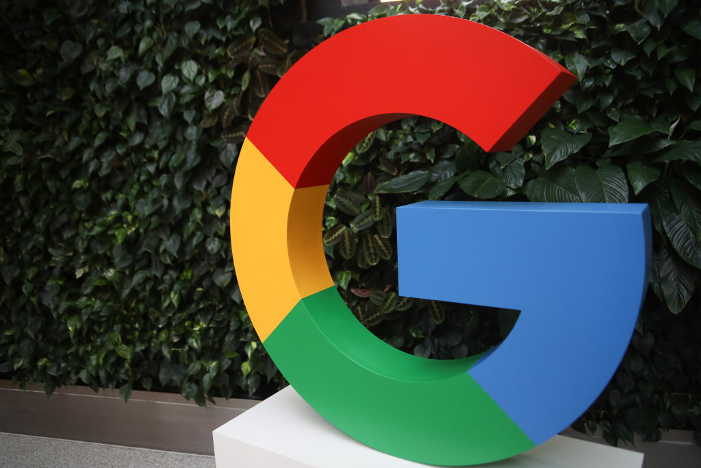 Fundadores aproveitam decisão de tribunal indiano para retomar críticas aos negócios de publicidade do Google