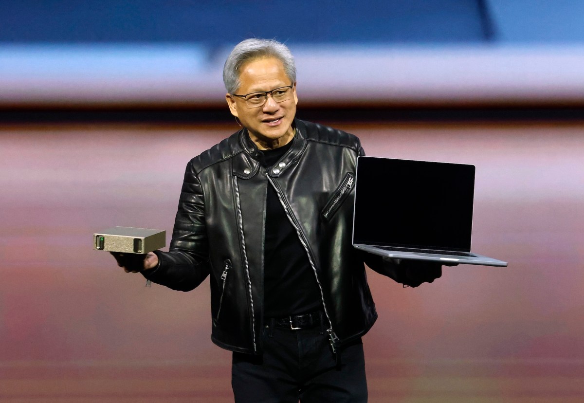 Nvidia busca mercado de CPUs de US$ 200 bilhões com PCs de agentes de IA da Microsoft, Dell e HP
