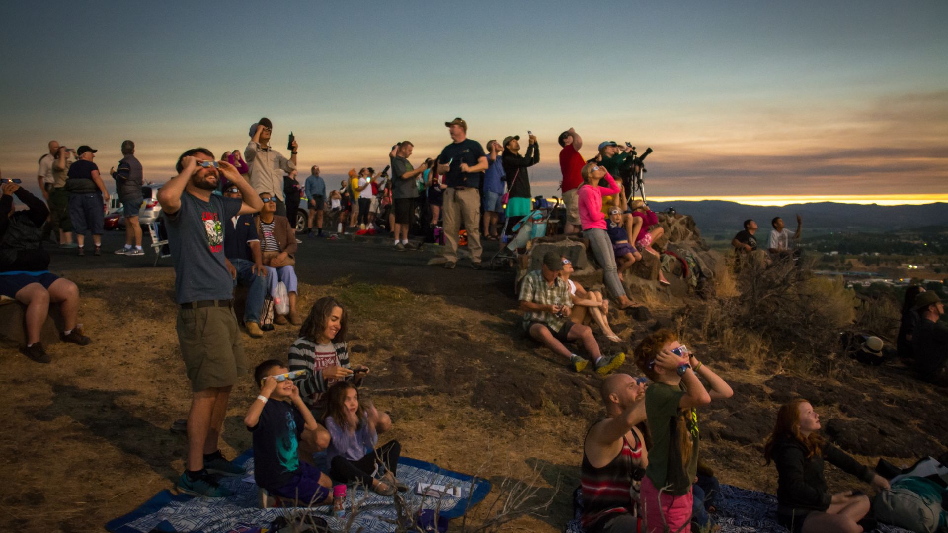 O eclipse solar total de 2026 na Espanha tem um porém — veja como evitar estragar sua visão