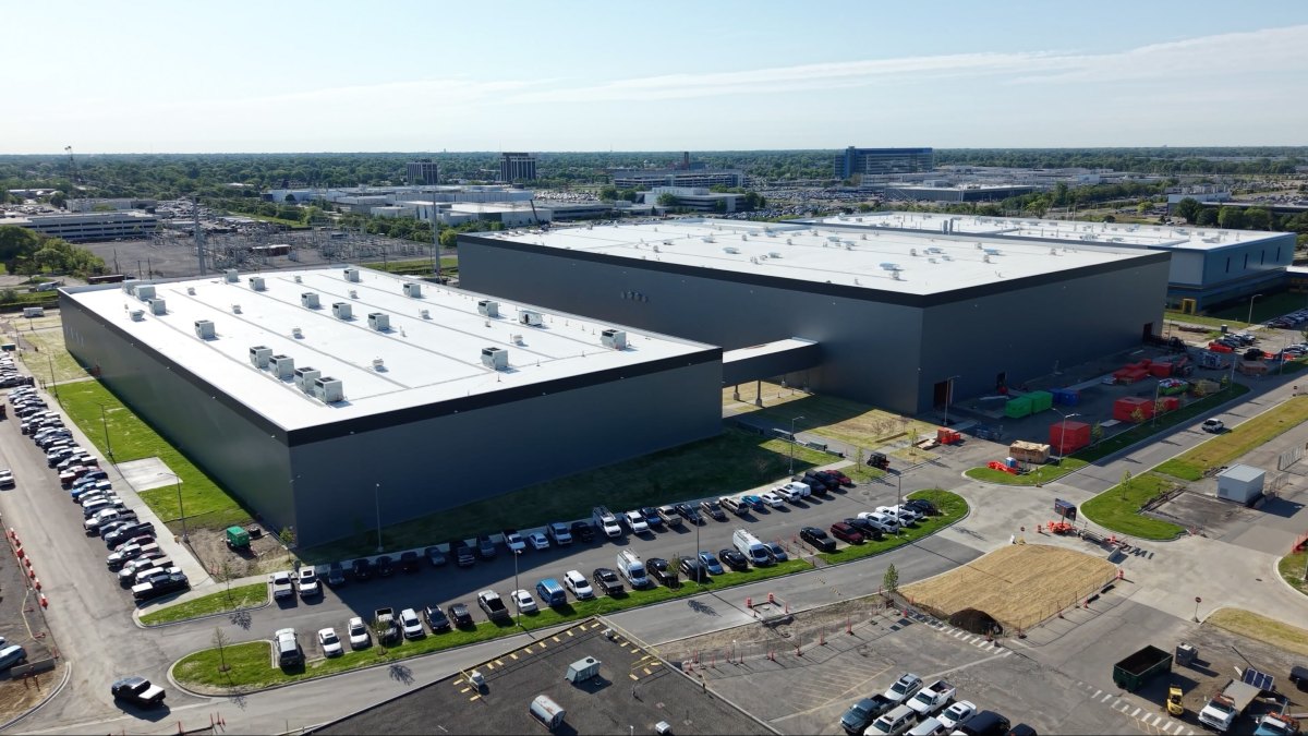 TechCrunch Mobility: Por dentro da aposta de US$ 900 milhões da GM em baterias para VEs