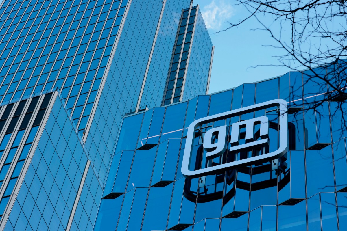 GM entra na corrida para fabricar baterias para data centers de IA e para a rede elétrica