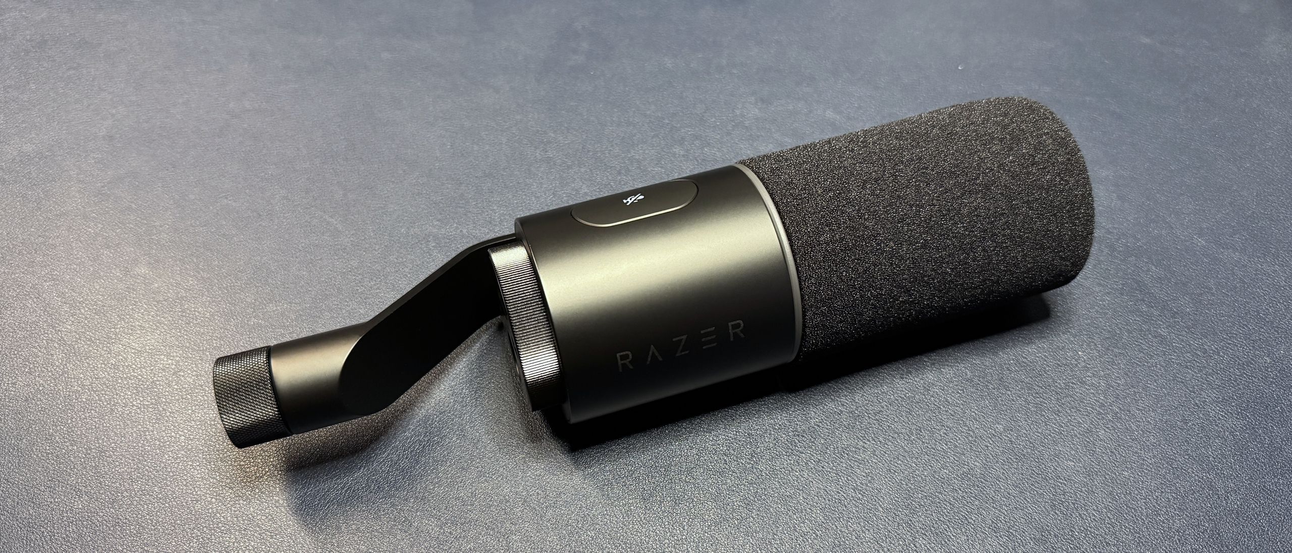 Análise do Razer Seiren V3 Pro: USB, XLR e 32-bit float