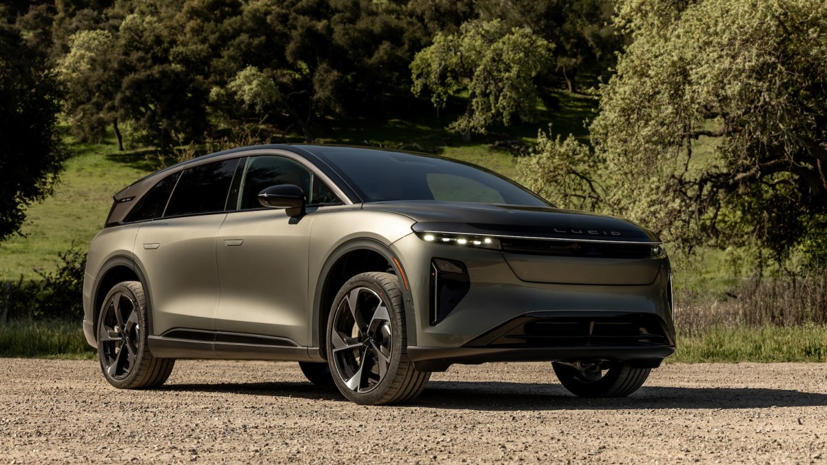 Executivo de alto escalão da Lucid Motors deixa a empresa em meio a mudanças na liderança do novo CEO