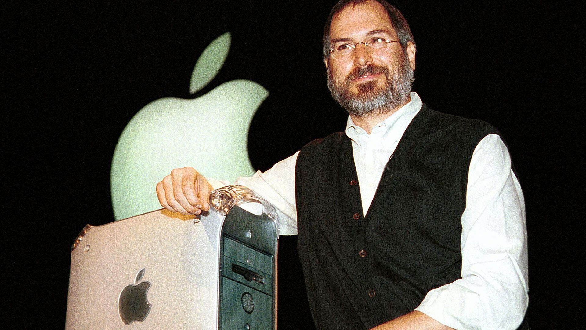 A Apple transformou o embargo de exportação do supercomputador Power Mac G4 em ouro de marketing em 1999: pela primeira vez na história um computador pessoal foi classificado como uma arma — o Pentágono proibiu as vendas do G4 de 400 MHz em 50 países quando ele foi lançado.