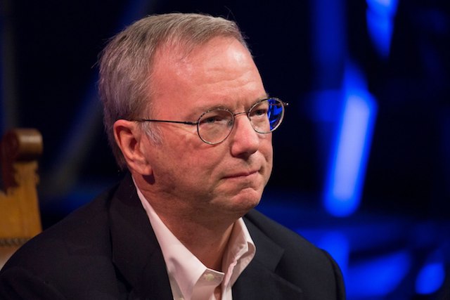 NASA escolhe a empresa de foguetes de Eric Schmidt para missão a Marte, dando início a uma corrida com a SpaceX