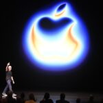 A IA está prejudicando a Apple de mais de uma maneira: ela pode forçar aumentos nos preços do iPhone