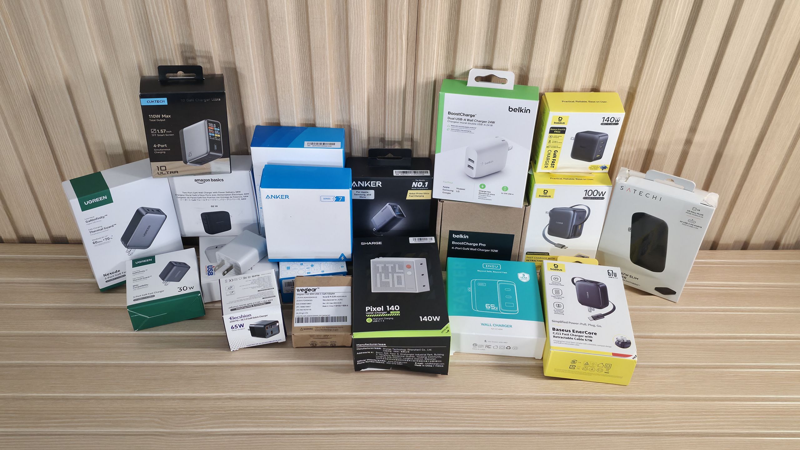 Os melhores carregadores USB de 2026: Nossas escolhas testadas de carregadores para celular e notebook, desde compactos GaN até opções acessíveis